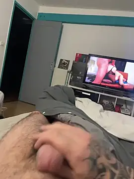 Snapshot of RenaudS-02 chatting on 03.28.26 RenaudS-02 online show from 03.28.26