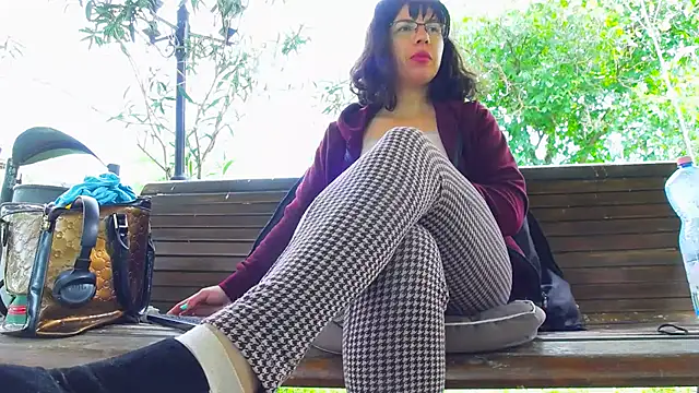 Snapshot of SquirtyMellissaLabia chatting on 05.31.26 SquirtyMellissaLabia online show from 05.31.26