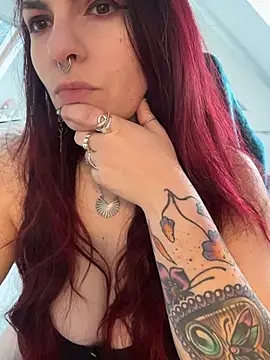 LunaMoongirl online show from 01.11.26