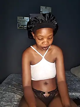 Snapshot of SheisBlacq chatting on 02.11.26 SheisBlacq online show from 02.11.26