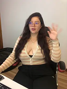 kayortiiz online show from 05.02.26