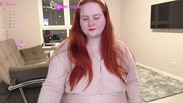 Snapshot of Mia_Bows chatting on 02.14.25 Mia Bows online show from 02.14.25