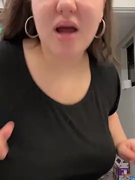 RosieDixx online show from 12.10.24