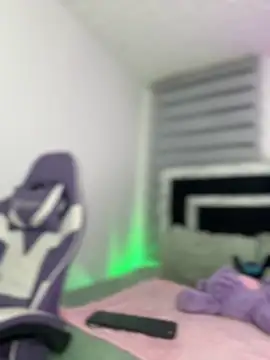 Snapshot of sophie_cute66 chatting on 11.11.25 sophie cute66 online show from 11.11.25