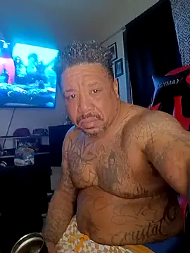 yellowwetfox online show from 12.28.24