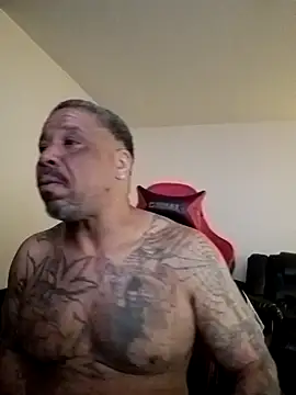 Snapshot of yellowwetfox chatting on 03.18.26 yellowwetfox online show from 03.18.26