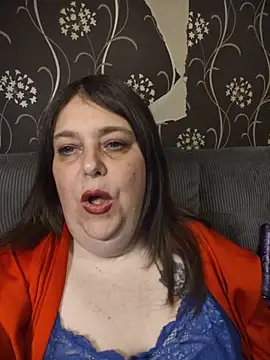 HouseWifeWhore Milf online show from 05.24.26
