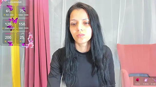 Snapshot of Sarabecker chatting on 03.20.26 Sarabecker online show from 03.20.26