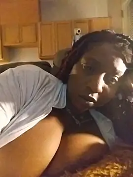 Snapshot of markquanna chatting on 11.09.25 markquanna online show from 11.09.25