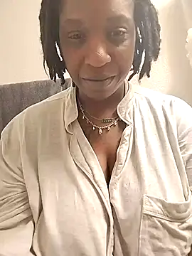 Snapshot of markquanna chatting on 01.12.26 markquanna online show from 01.12.26