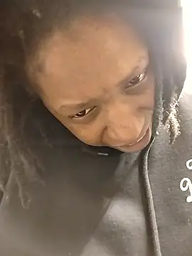 Snapshot of markquanna chatting on 01.12.26 markquanna online show from 01.12.26