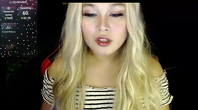 Snapshot of stacey_wills44 chatting on 01.30.25 stacey wills44 online show from 01.30.25