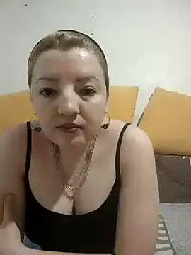 stefanyharper16 online show from 02.19.25