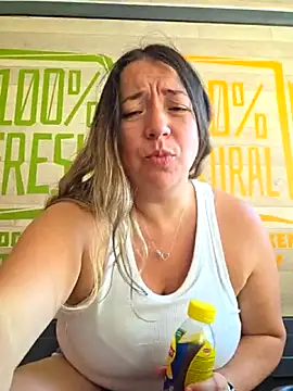 Snapshot of isabella_rossse chatting on 05.29.26 isabella rossse online show from 05.29.26