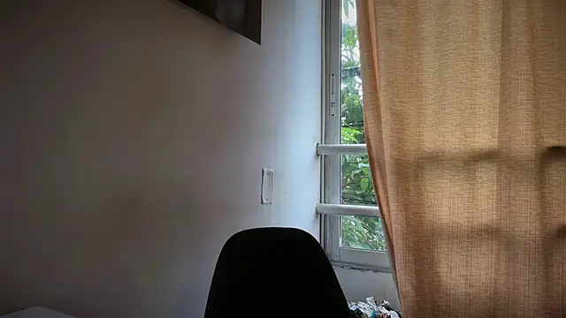 romeolovedark online show from 04.21.26