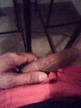 Snapshot of Invisiblesqz chatting on 01.18.26 Invisiblesqz online show from 01.18.26