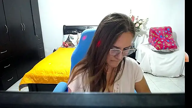 Xiimen online show from 10.08.25