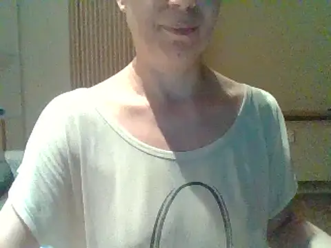 Moi Lina online show from 07.31.26