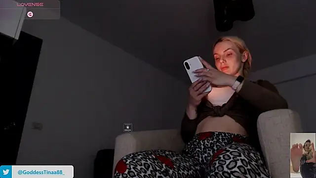 Goddess Tina online show from 04.27.26