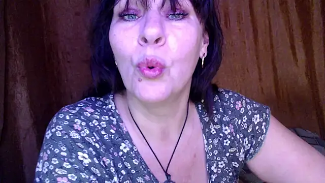 karina ren  online show from 02.06.25