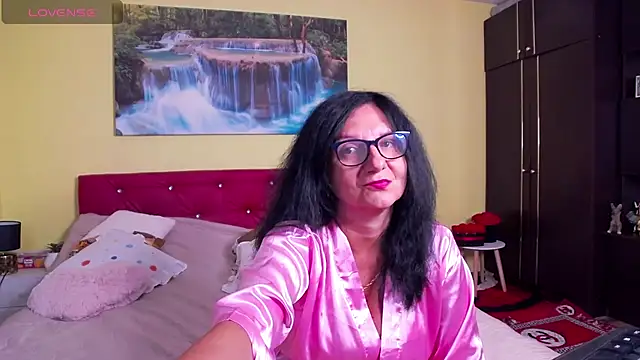 Snapshot of AlexaMorreno chatting on 07.13.26 AlexaMorreno online show from 07.13.26
