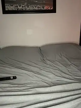 Snapshot of ChocolateBuns101 chatting on 12.27.24 ChocolateBuns101 online show from 12.27.24