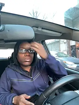 Snapshot of ChocolateBuns101 chatting on 01.08.25 ChocolateBuns101 online show from 01.08.25