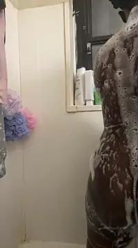 Snapshot of ChocolateBuns101 chatting on 01.15.25 ChocolateBuns101 online show from 01.15.25