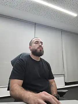 Snapshot of molok329 chatting on 01.11.26 molok329 online show from 01.11.26