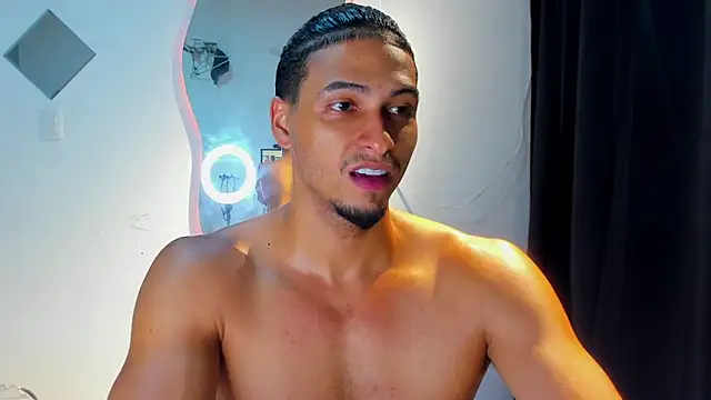 Snapshot of Kris_Khalifa69 chatting on 09.14.25 Kris Khalifa69 online show from 09.14.25