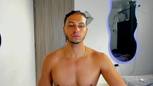 Snapshot of Kris_Khalifa69 chatting on 11.07.25 Kris Khalifa69 online show from 11.07.25