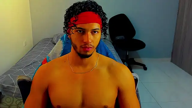 Snapshot of Kris_Khalifa69 chatting on 01.13.26 Kris Khalifa69 online show from 01.13.26