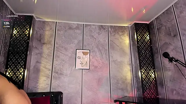 Snapshot of Amaraa_Lewis chatting on 02.28.25 Amaraa Lewis online show from 02.28.25