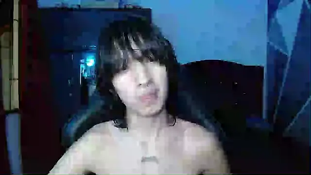 Snapshot of littlextreme chatting on 08.08.26 littlextreme online show from 08.08.26