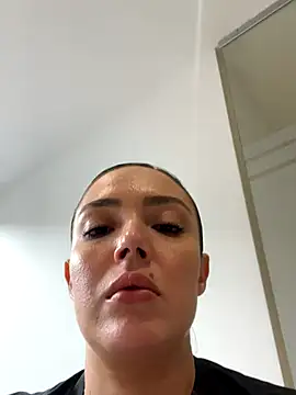 brianna 196 online show from 09.28.25