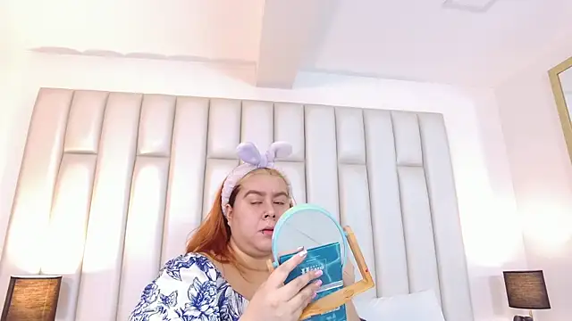 Snapshot of aandreaperez chatting on 01.12.26 aandreaperez online show from 01.12.26