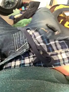 Snapshot of Hugetings chatting on 03.05.26 Hugetings online show from 03.05.26