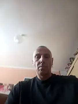 Snapshot of BabyloveXxX1 chatting on 09.29.25 BabyloveXxX1 online show from 09.29.25