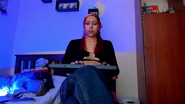 Snapshot of Cheerryll chatting on 02.06.25 Cheerryll online show from 02.06.25