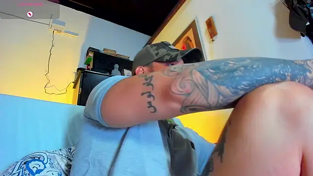 CamiloGray  online show from 02.19.25