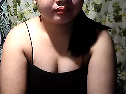 Snapshot of Seductive_Aria chatting on 01.05.25 Seductive Aria online show from 01.05.25