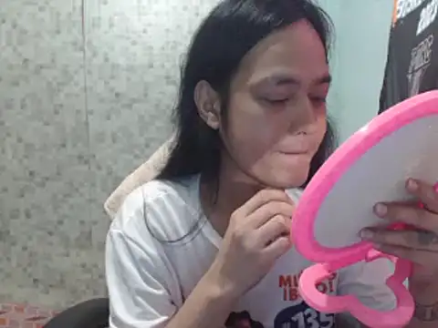 Snapshot of itsmacky4u chatting on 03.17.25 itsmacky4u online show from 03.17.25