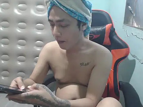 Snapshot of itsmacky4u chatting on 09.27.25 itsmacky4u online show from 09.27.25