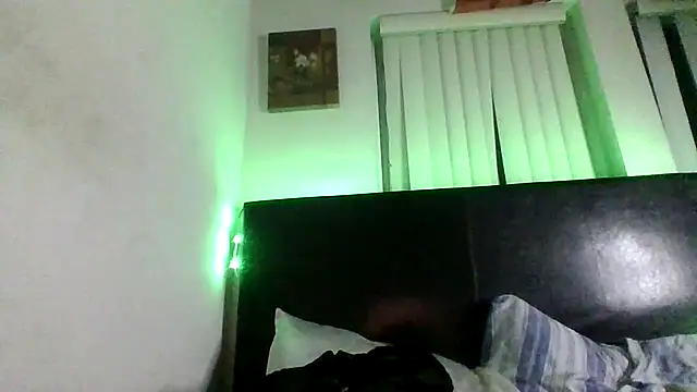 Snapshot of sexybribri@xh chatting on 01.20.25 sexybribrixh online show from 01.20.25