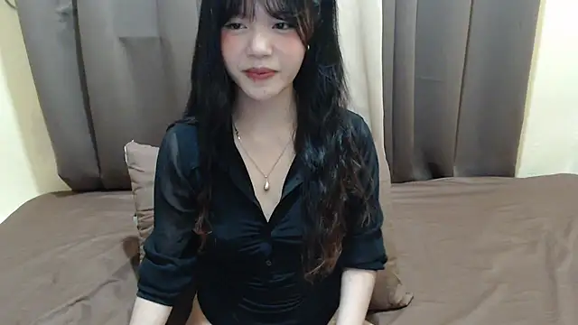 x brittany x online show from 08.05.26