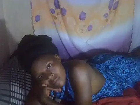 Snapshot of cute-shamza chatting on 06.18.26 cute-shamza online show from 06.18.26