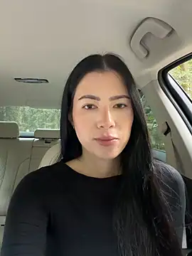 clairewntr online show from 05.04.26