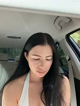 clairewntr online show from 05.05.26