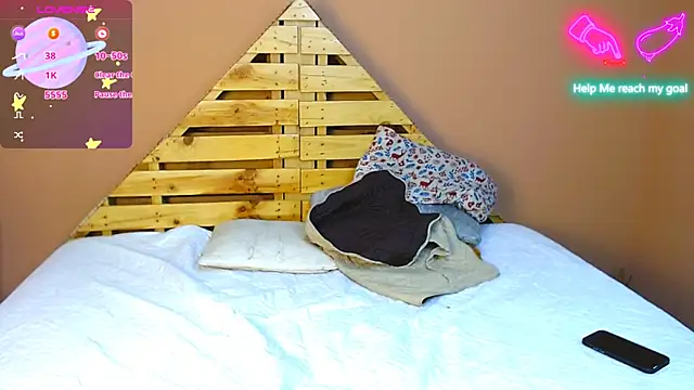 Snapshot of sexxgods chatting on 03.20.25 sexxgods online show from 03.20.25