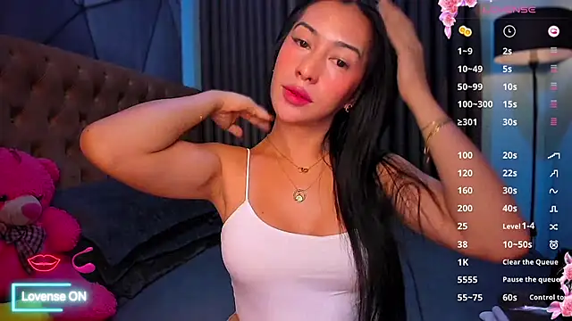 Jasmine Elcock online show from 04.02.26